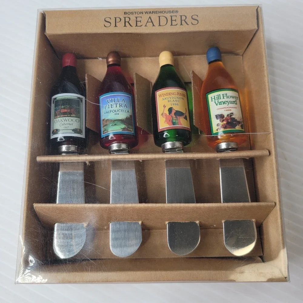 Boston Warehouse Buffet Charcuterie Items Wine Charms Cheese Spreaders‎ Napkins